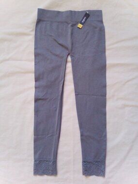 Coobie Womens Seamless Yoga Shaper Leggings Capris with Lace, One Size, Gray